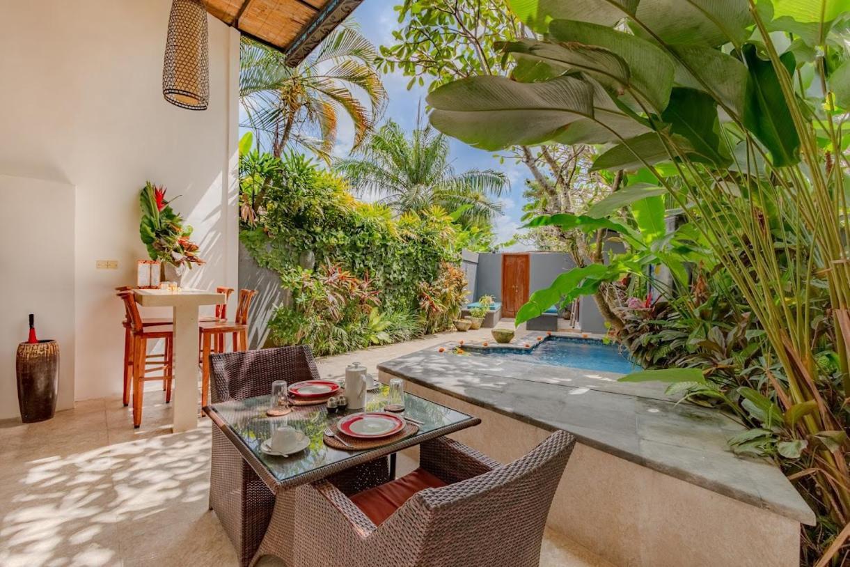 Bali Akasadua Villa 塞米亚克 外观 照片